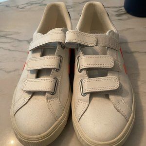 Veja Sneakers